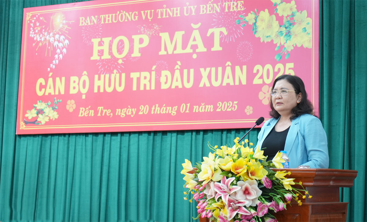 Bến Tre họp mặt cán bộ hưu trí đầu xuân 2025